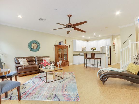 living room/ kitchen