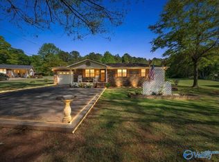 2003 Cunningham St, Scottsboro, AL 35769