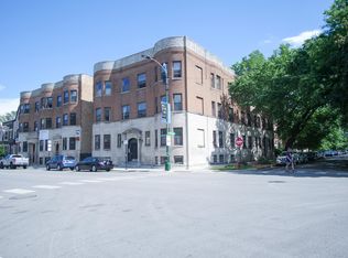 921 W Addison St #1B, Chicago, IL 60613