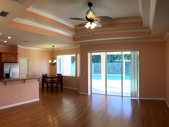 3rd image of 9206 Casa Grande Ave