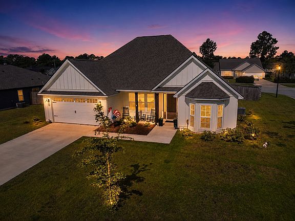 3rd image of 1013 Kenleigh Ln