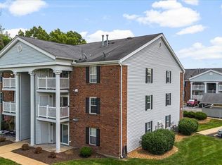 1960 Marine Terrace Dr APT E, Saint Louis, MO 63146