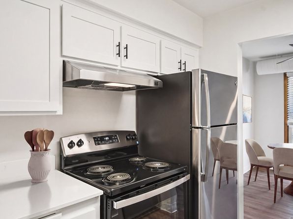 240 Central Ave N #230-215