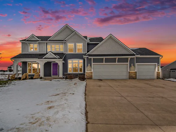 12339 Apple Cart Ln, Lowell, MI 49331