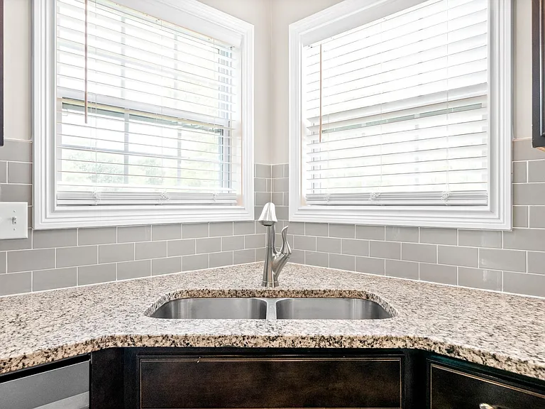 2831 Chatfield Dr — Photo 12