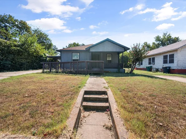 1038 E Maddox Ave, Fort Worth, TX 76104