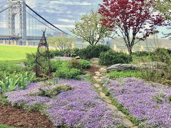 140 Cabrini Boulevard image 21 of 27