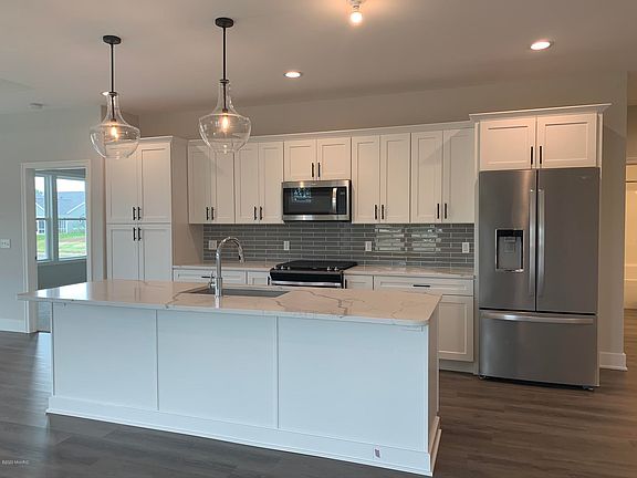 4th image of 4714 Dune Grass Ln #50
