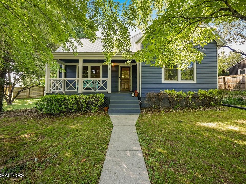1st image of 306 Dahlia Dr