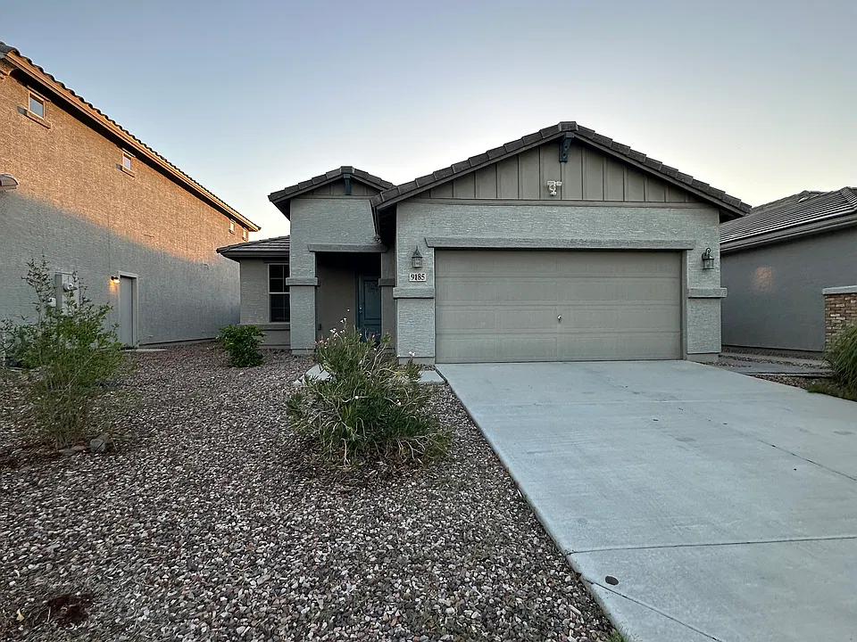 9185 N 98th Ave