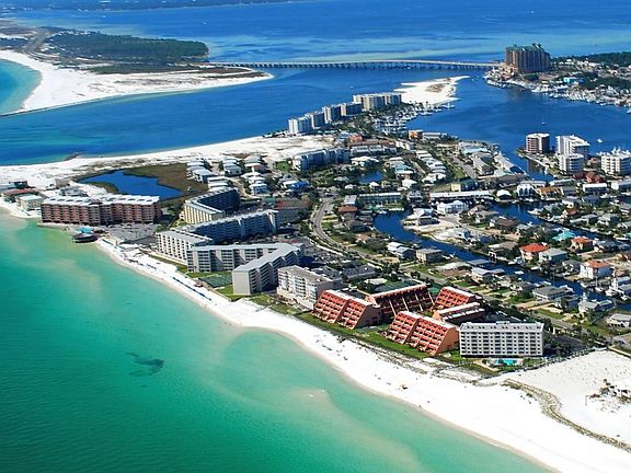 2nd image of 520 Gulf Shore Dr Unit 211