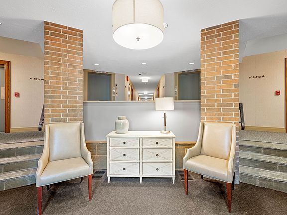 4th image of 900 Washington Rd APT 103