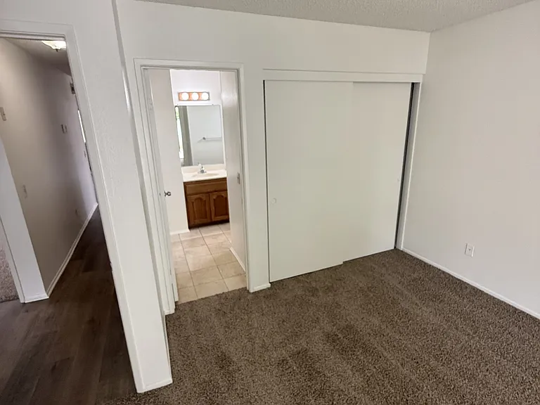 15252 Wallace Ave — Photo 9