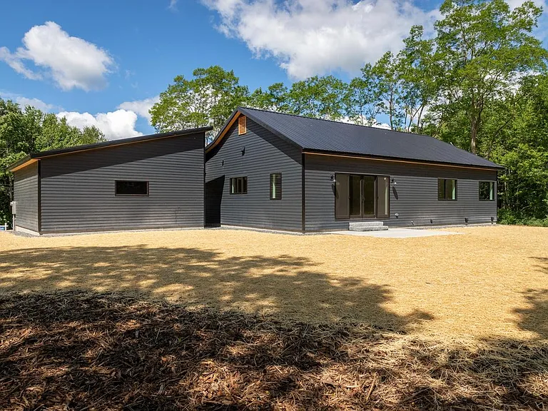 189 Oak Ridge Rd — Photo 4