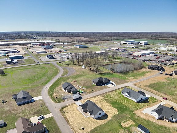 4th image of 139 Ayly Estates Dr