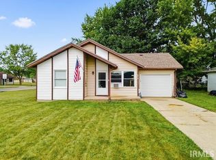 616 S 10th St, Gas City, IN 46933