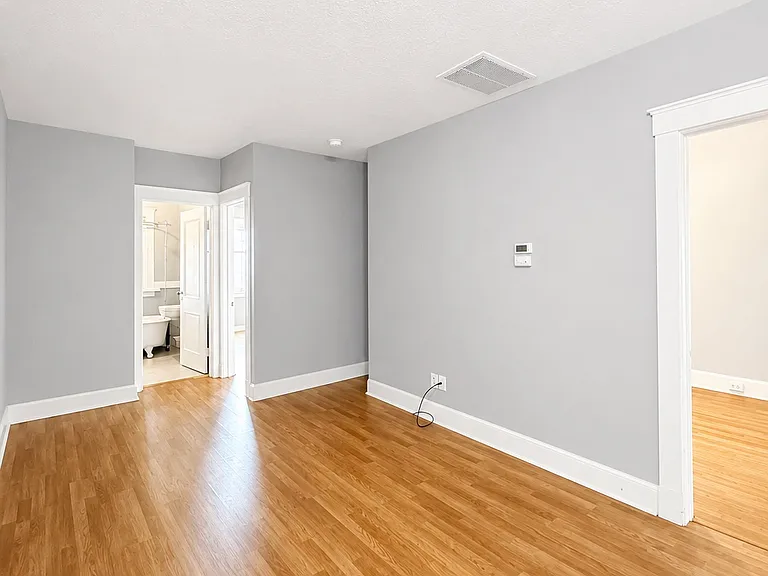 1304 W Broadway Ave #1304A — Photo 6