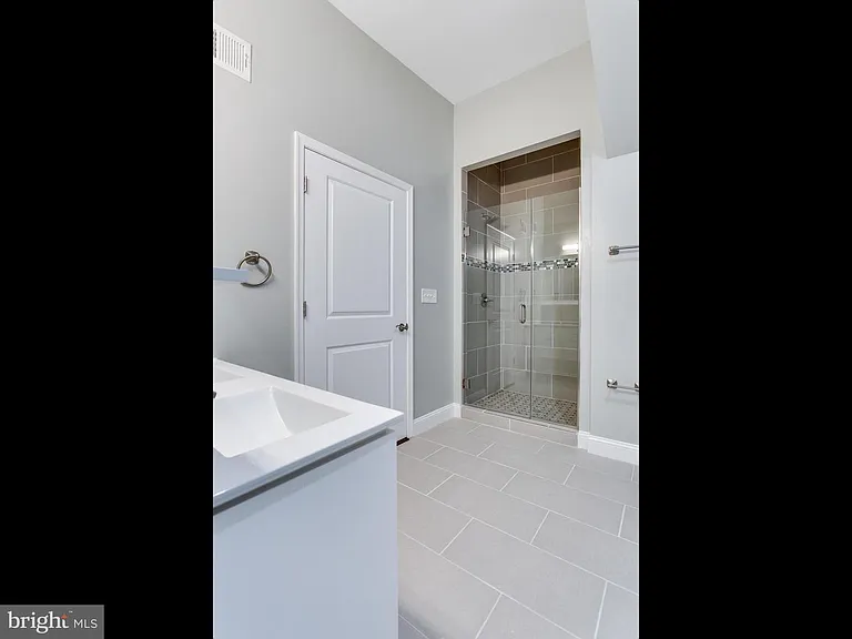1234 Euclid St NW #2 — Photo 6