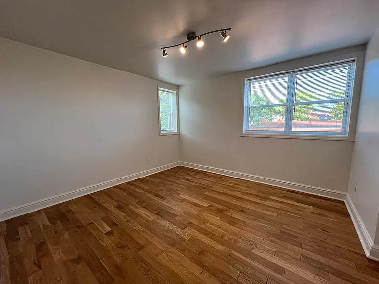 Penn Ave Properties — Photo 17