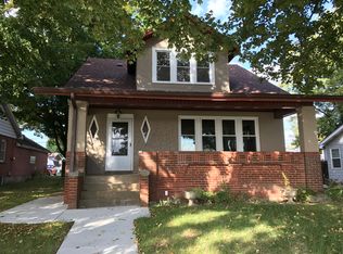 709 N Market St, Waterloo, IL 62298