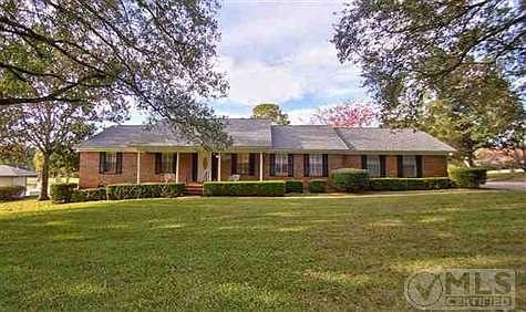 1st image of 2908 Tyron Cir #3