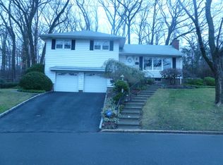 156 Congress Rd, Emerson, NJ 07630