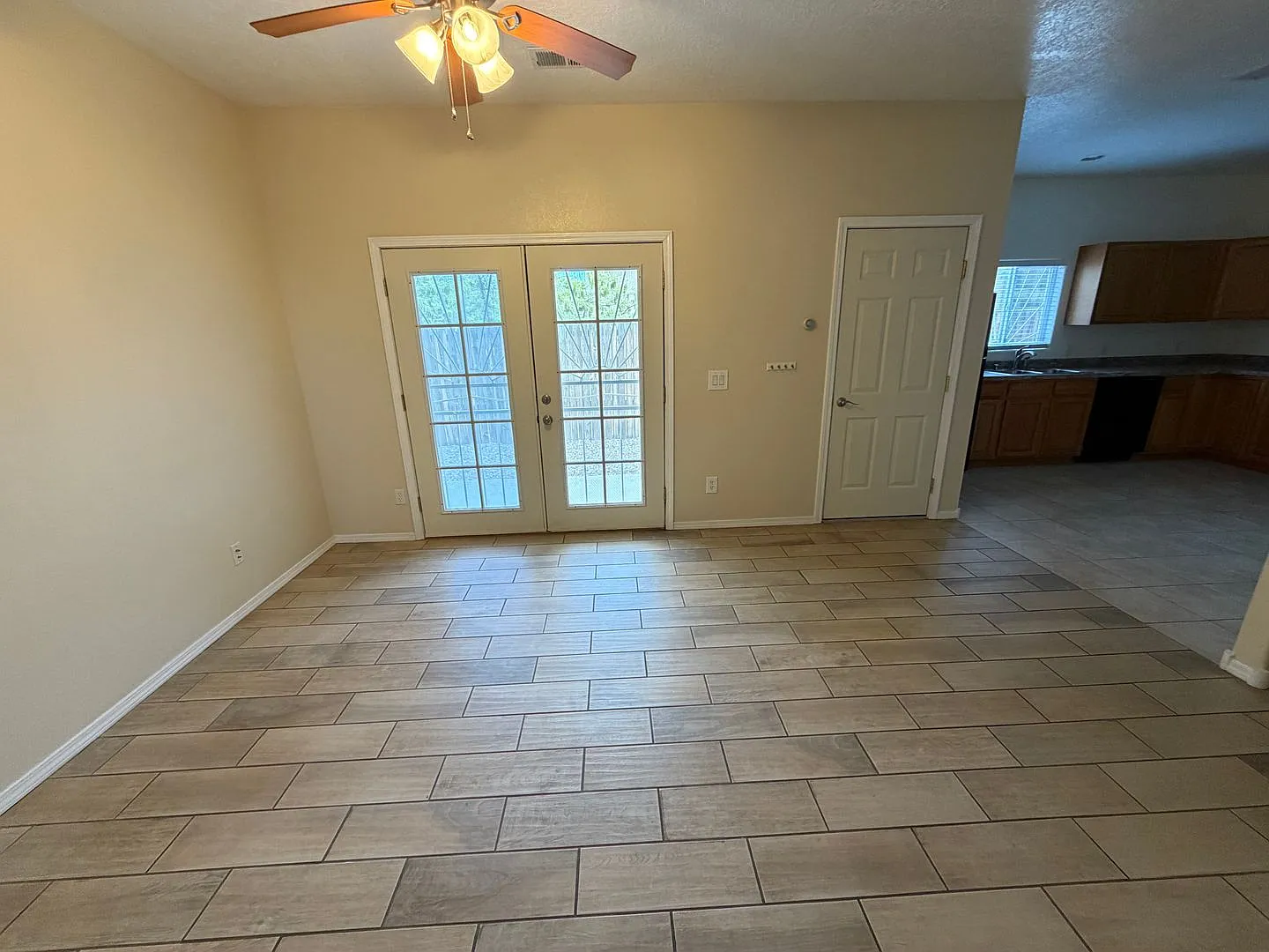2-Story Townhome — Photo 4