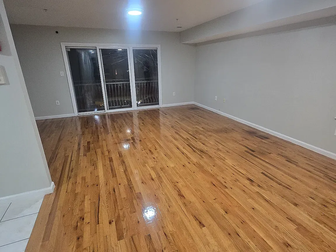 3 bed, $2,350 — Photo 3