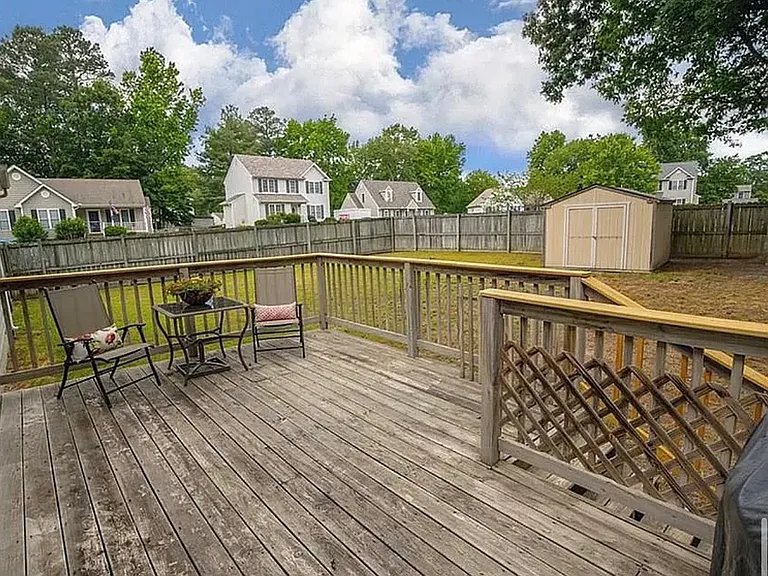 1424 Berrymeade Hills Ct — Photo 10
