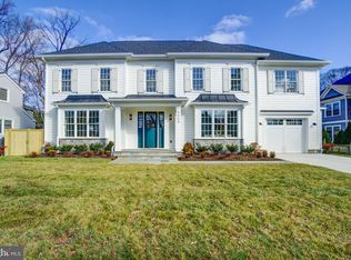 5009 Greenway Dr, Bethesda, MD 20816