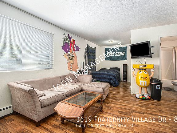 3rd image of 1619 Fraternity Village Dr #8A
