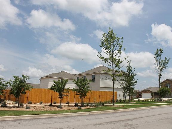 3rd image of 101 Maywood Ln
