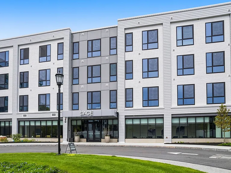 2454 Lafayette Rd #201 — Photo 54