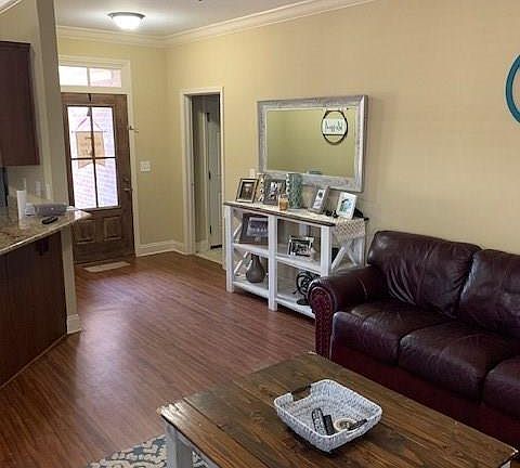 4th image of 9101 Dawes Oak Dr