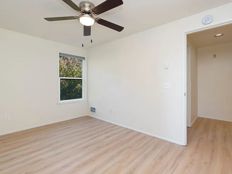 4208 Beach Drive — Photo 61
