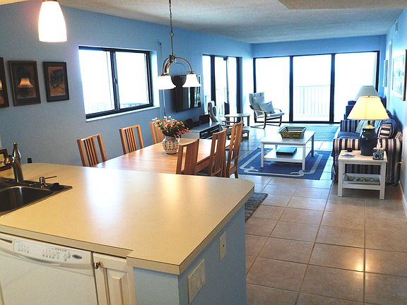 5th image of 10152 S Ocean Drive #411