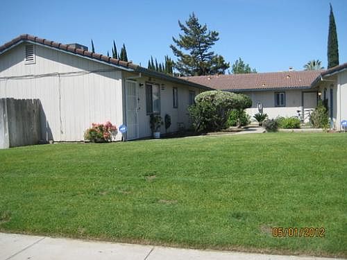1st image of 1755 Crestwood Ave APT 2
