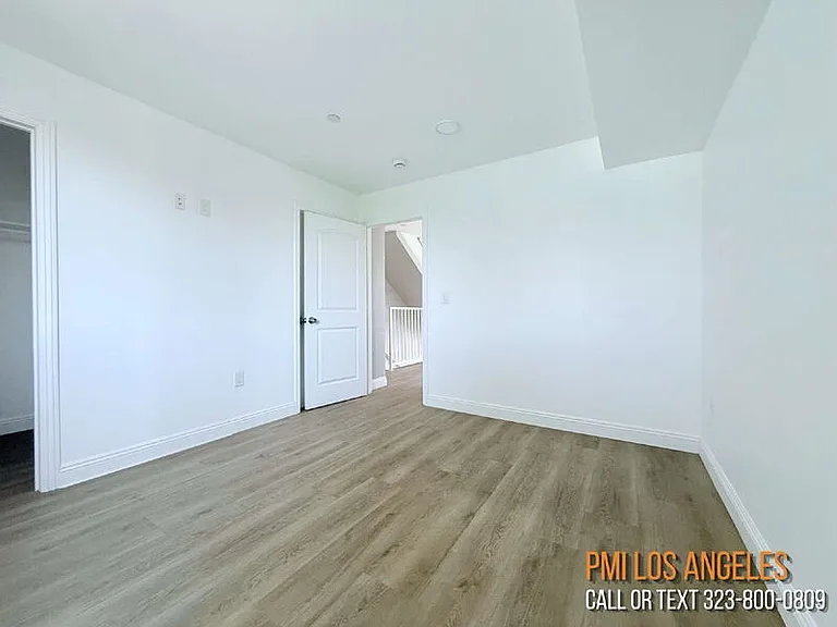 1731 E 68th St #C — Photo 18