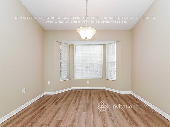 5th image of 920 49th Street Cir E