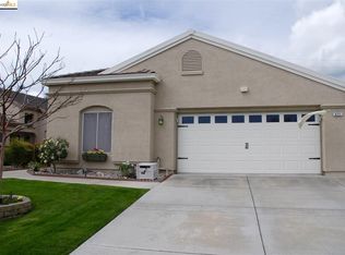 471 Central Park Pl, Brentwood, CA