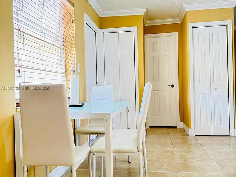 1300 Moffett St #214 — Photo 3