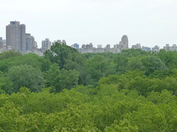 392 Central Park West 9R image 10 of 11