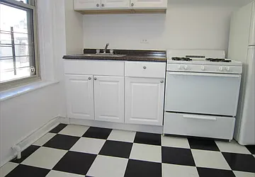 Rented by Roselyn  Fortuna LLC