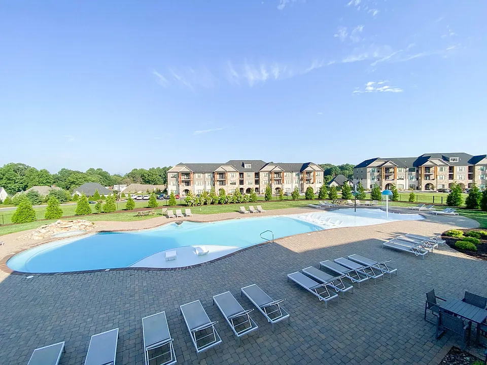 Palisades at Hunters Creek