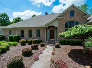 59327 White Cloud Cir, South Bend, IN 46614