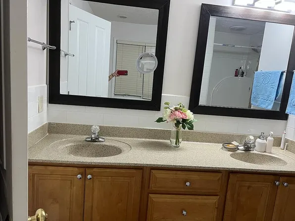 1121 Danbury Ln, Richmond, IN 47374