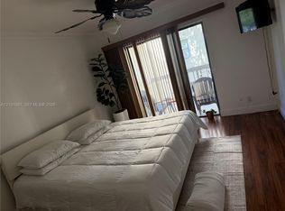8100 Geneva Ct APT 232, Doral, FL 33166