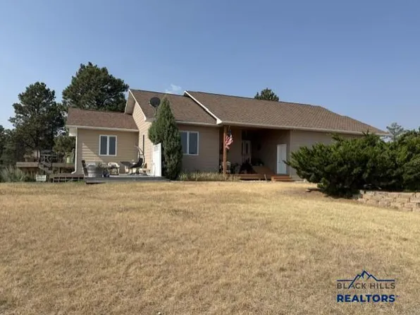 8151 Labrador Trl, Rapid City, SD 57702