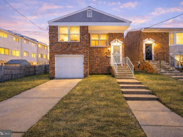 2402 24th St SE, Washington, DC 20020