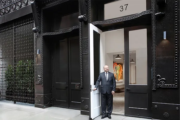 Rented by Douglas Elliman | media 10